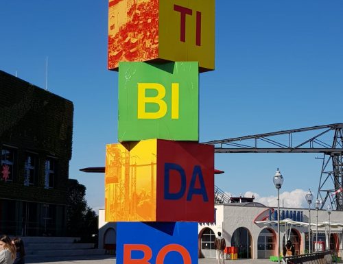 Tibidabo, il parco divertimenti di Barcellona